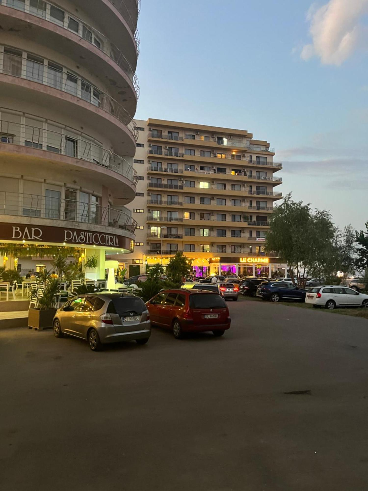 Fratellyvibe Mamaia Apartment Luaran gambar